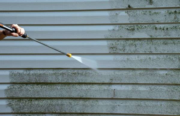 House Pressure Cleaning in Novato